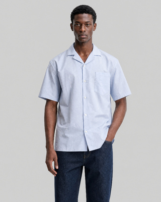 Solid light blue short-sleeved shirt