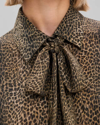 Shirt with a leopard-print cravat