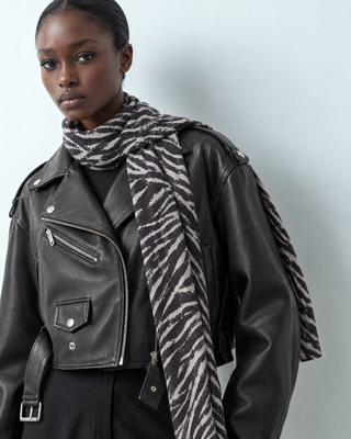 Unisex khaki leopard-print wool scarf