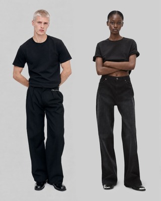 Unisex Straight-Fit Solid Black T-Shirt