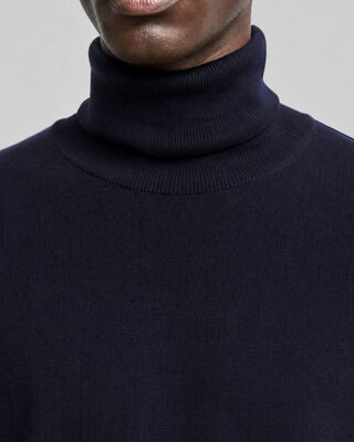 Pull col roul&eacute; en laine m&eacute;rinos marine