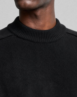 Pull col rond en laine noir