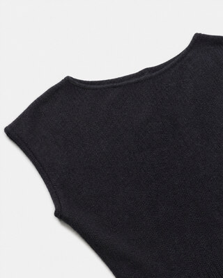 Robe courte en maille noire