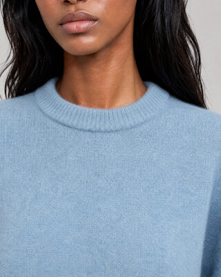 Pull en mohair m&eacute;lang&eacute; bleu