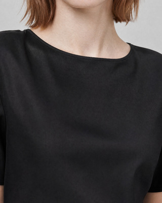 Robe longue en satin noire