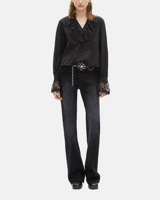 Blouse avec guipure noire