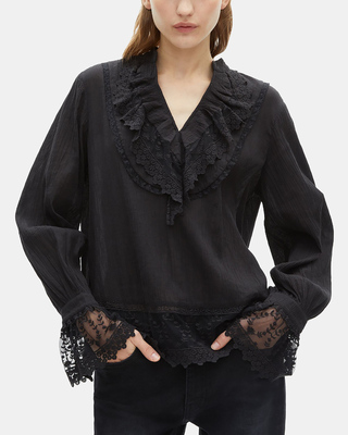 Blouse avec guipure noire