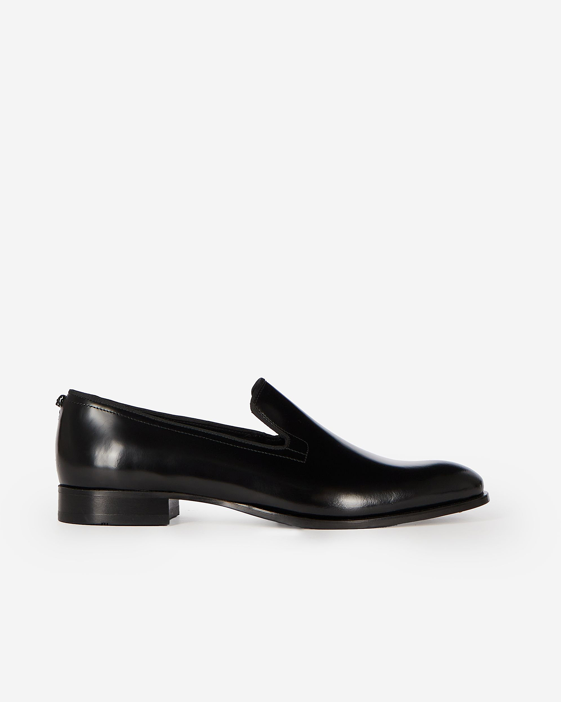Mocassins en cuir brillant noirs