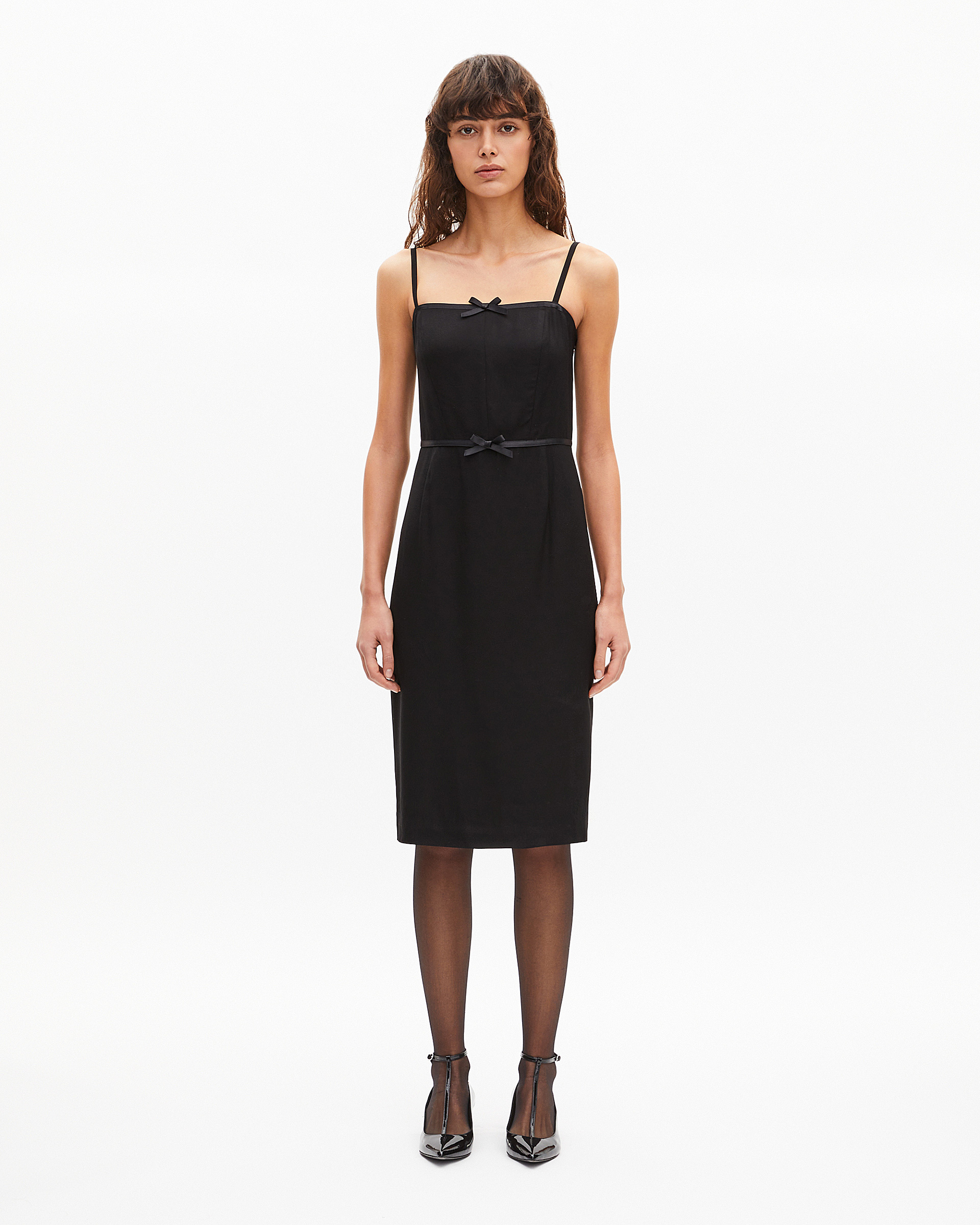 Robe courte avec détails de nœuds noire