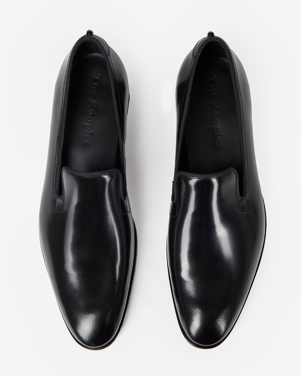 Mocassins en cuir brillant noirs