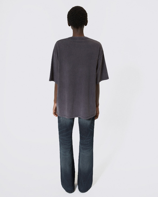 T-shirt oversize avec sérigraphie noir délavé