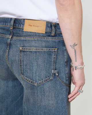 Short en denim avec chaîne bleu