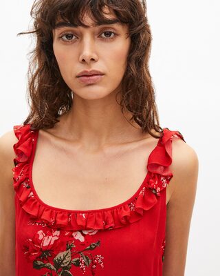 Robe longue avec volants imprimée fleurs rouge