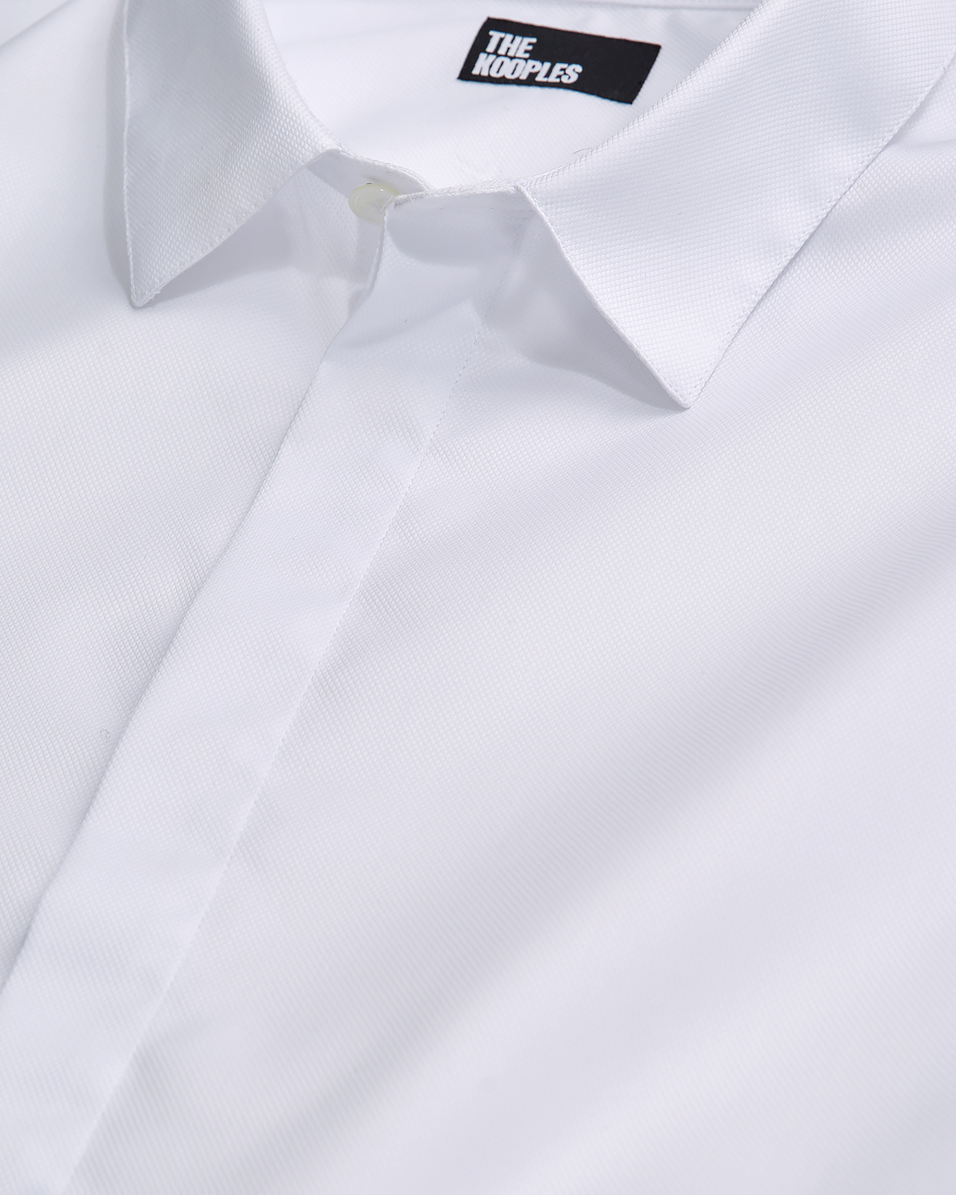 Chemise formelle blanche