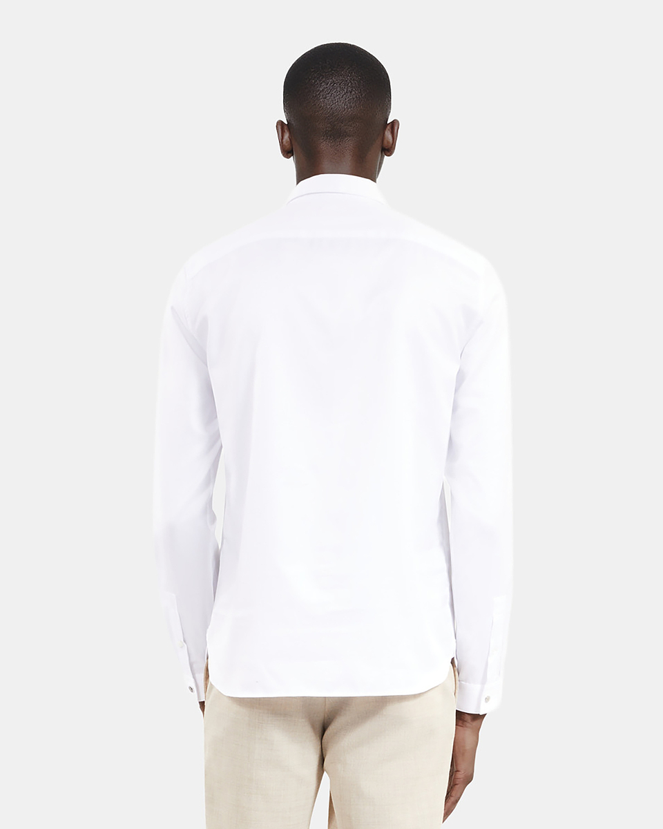 Chemise formelle blanche