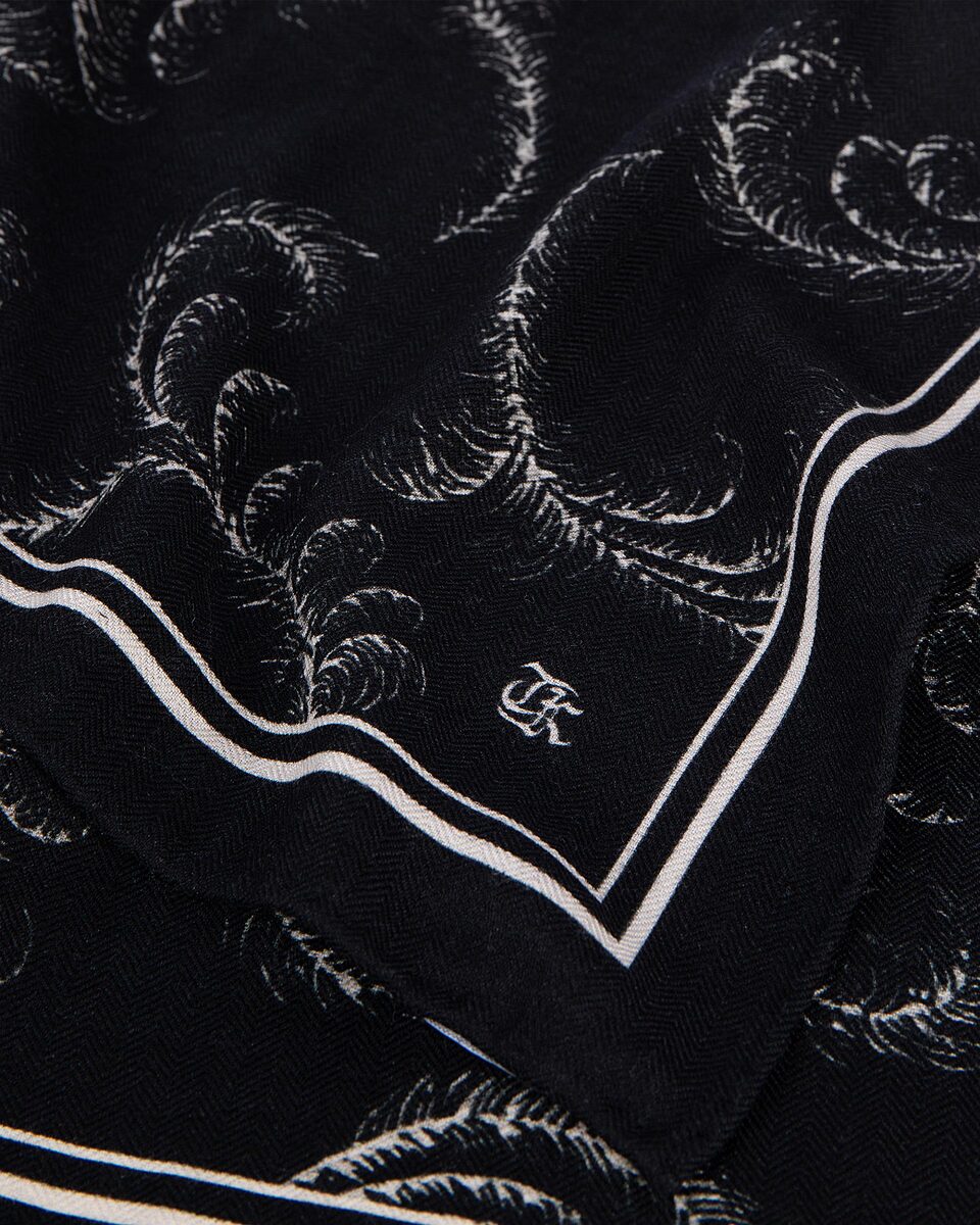 Foulard imprimé en laine et soie noir