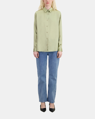 Chemise en soie satin vert clair
