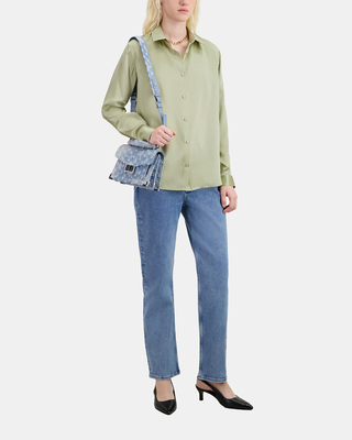 Chemise en soie satin vert clair