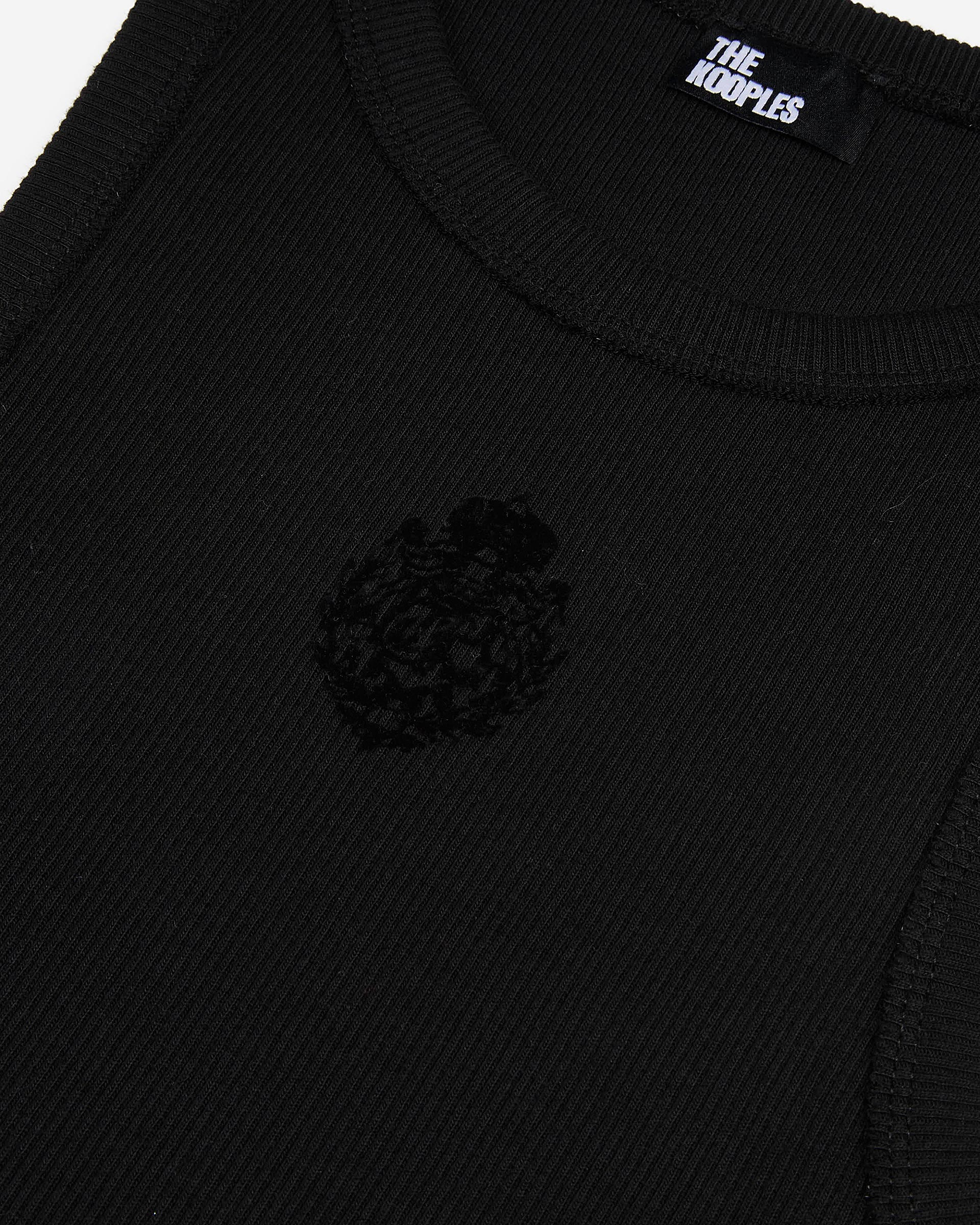 Tank top with black coat of arms