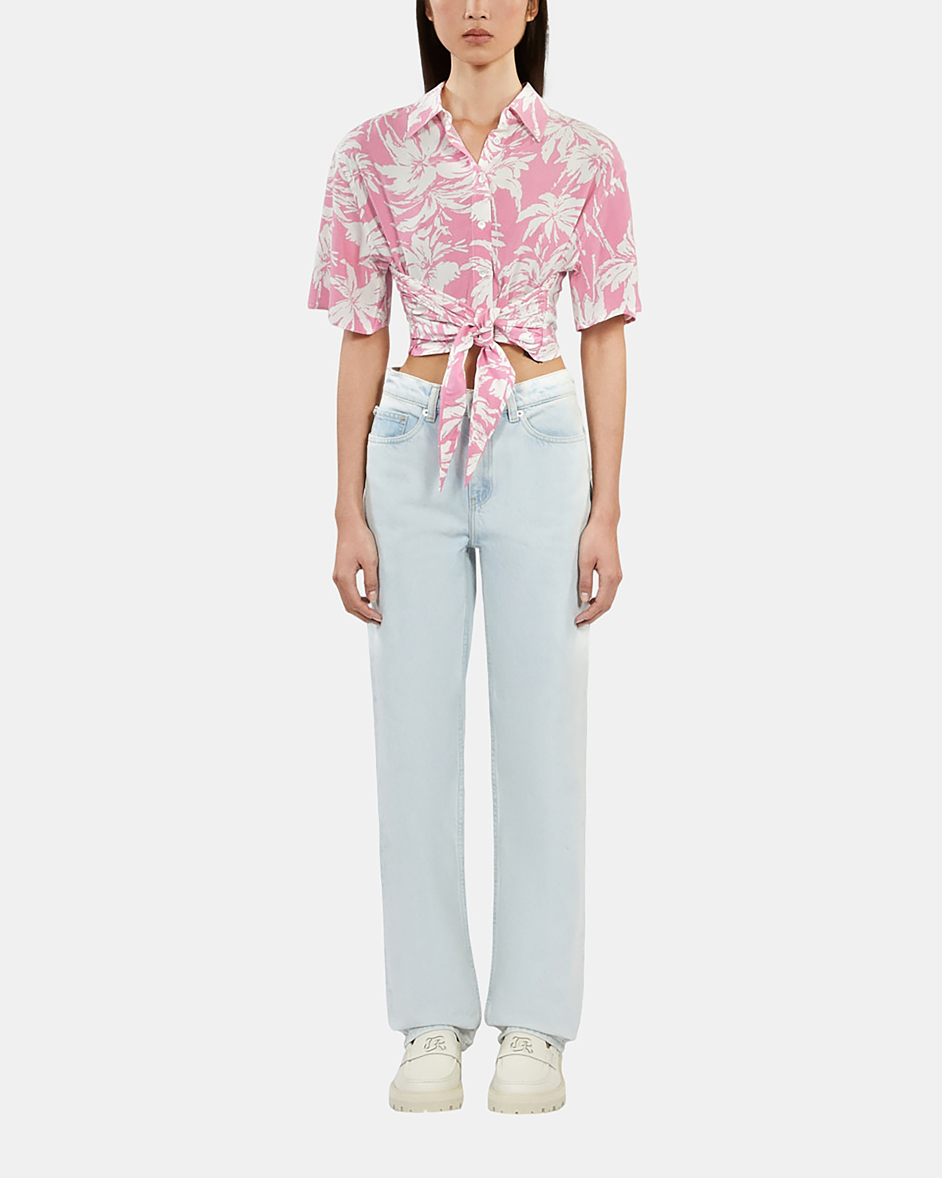 Faded light blue straight jeans