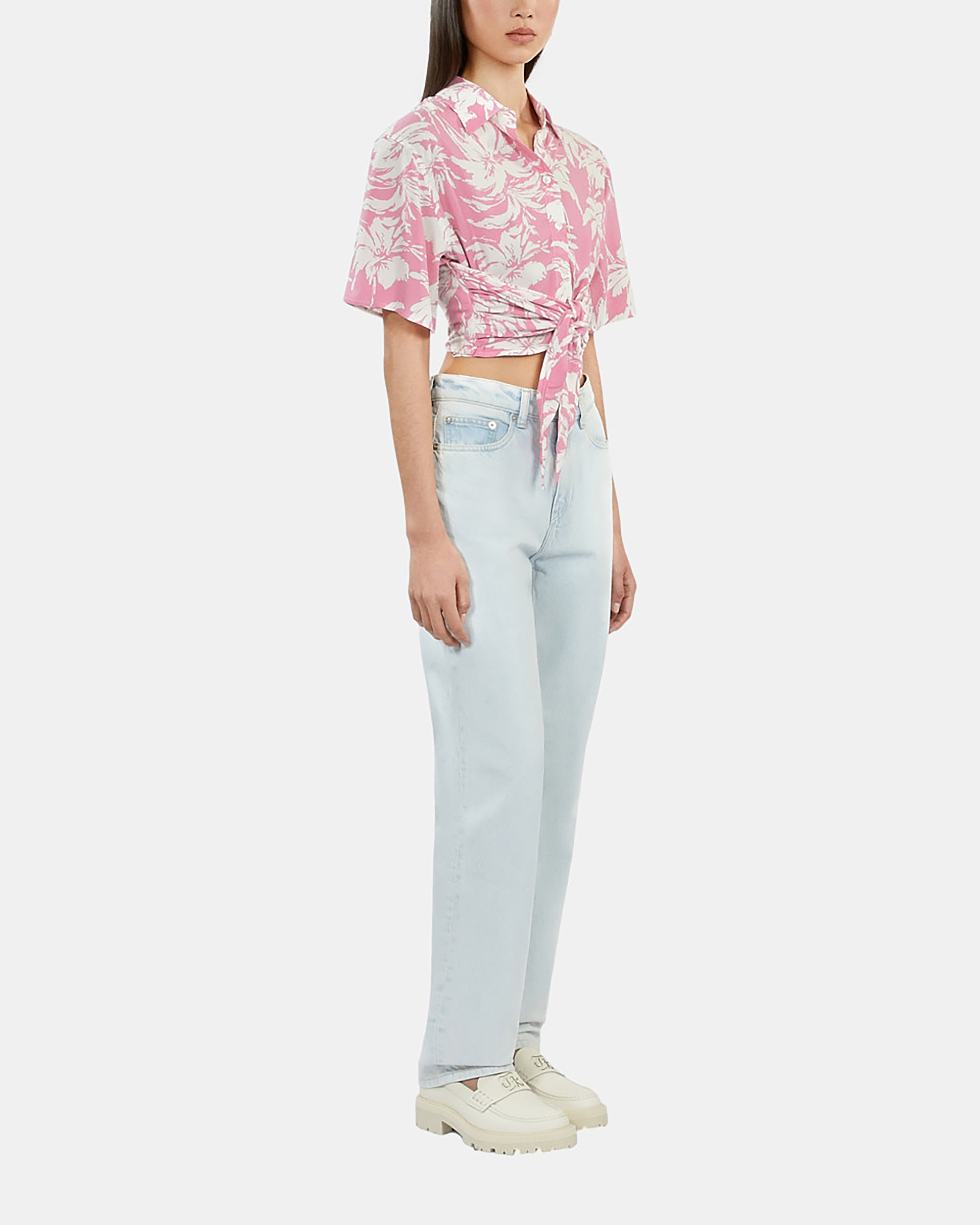 Faded light blue straight jeans