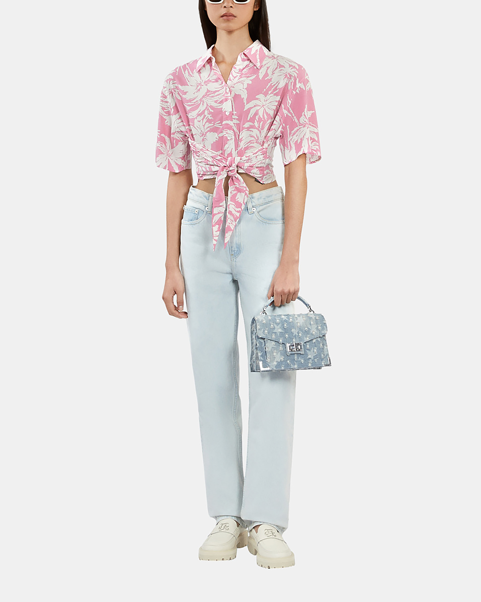 Faded light blue straight jeans