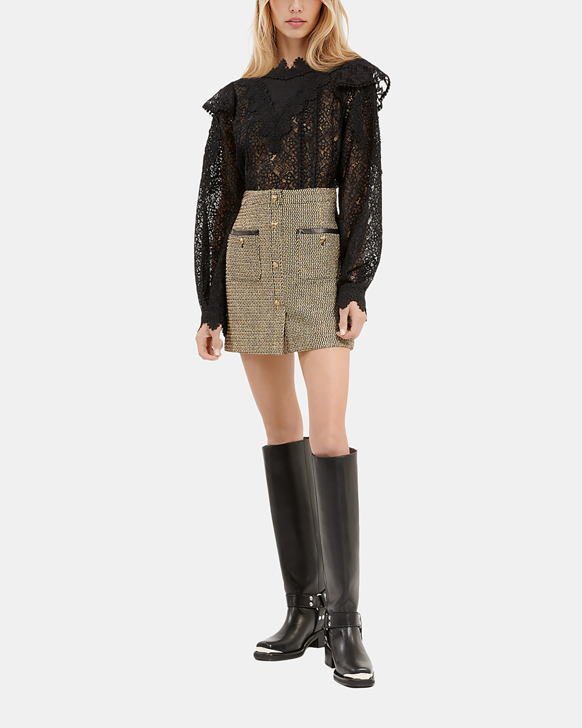 Short golden skirt