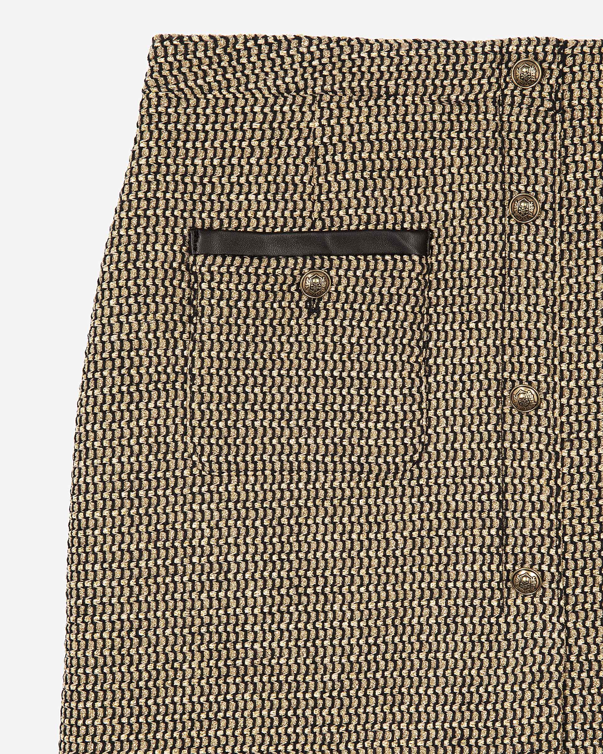 Short golden skirt