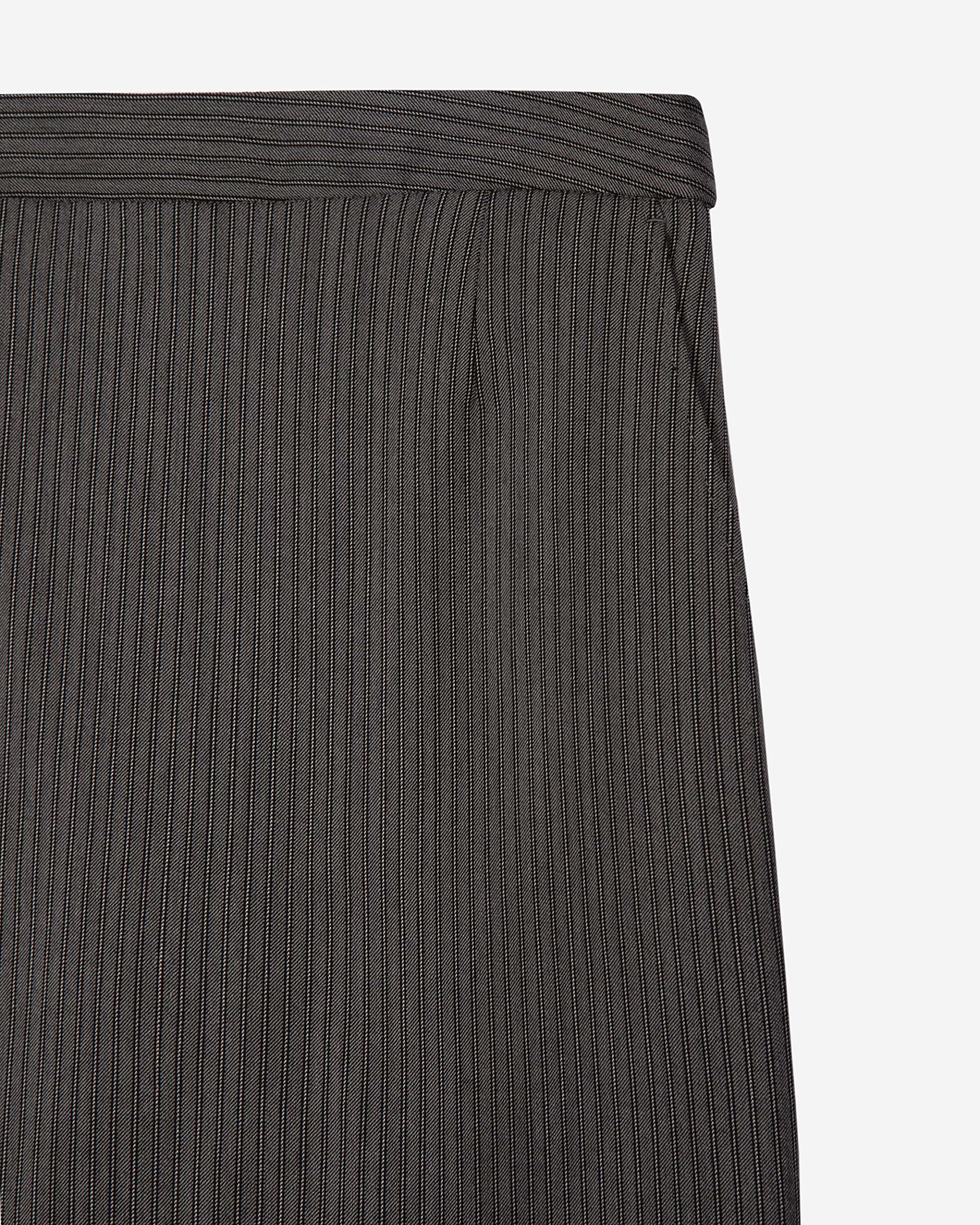 Short gray striped skirt
