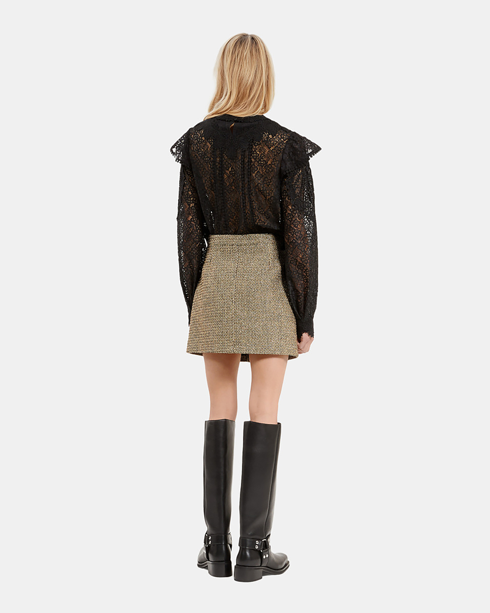 Short golden skirt
