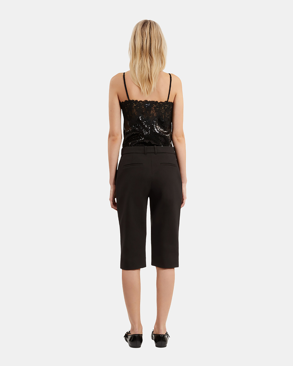 Black capri shorts
