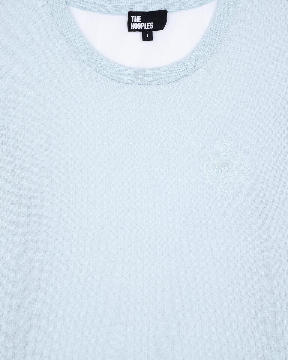 Light blue short-sleeved sweater