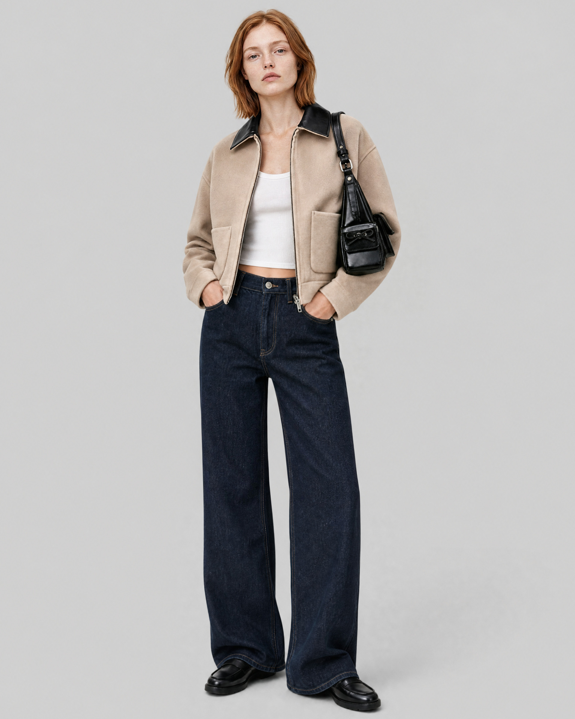 Reversible wool jacket with a beige leather collar