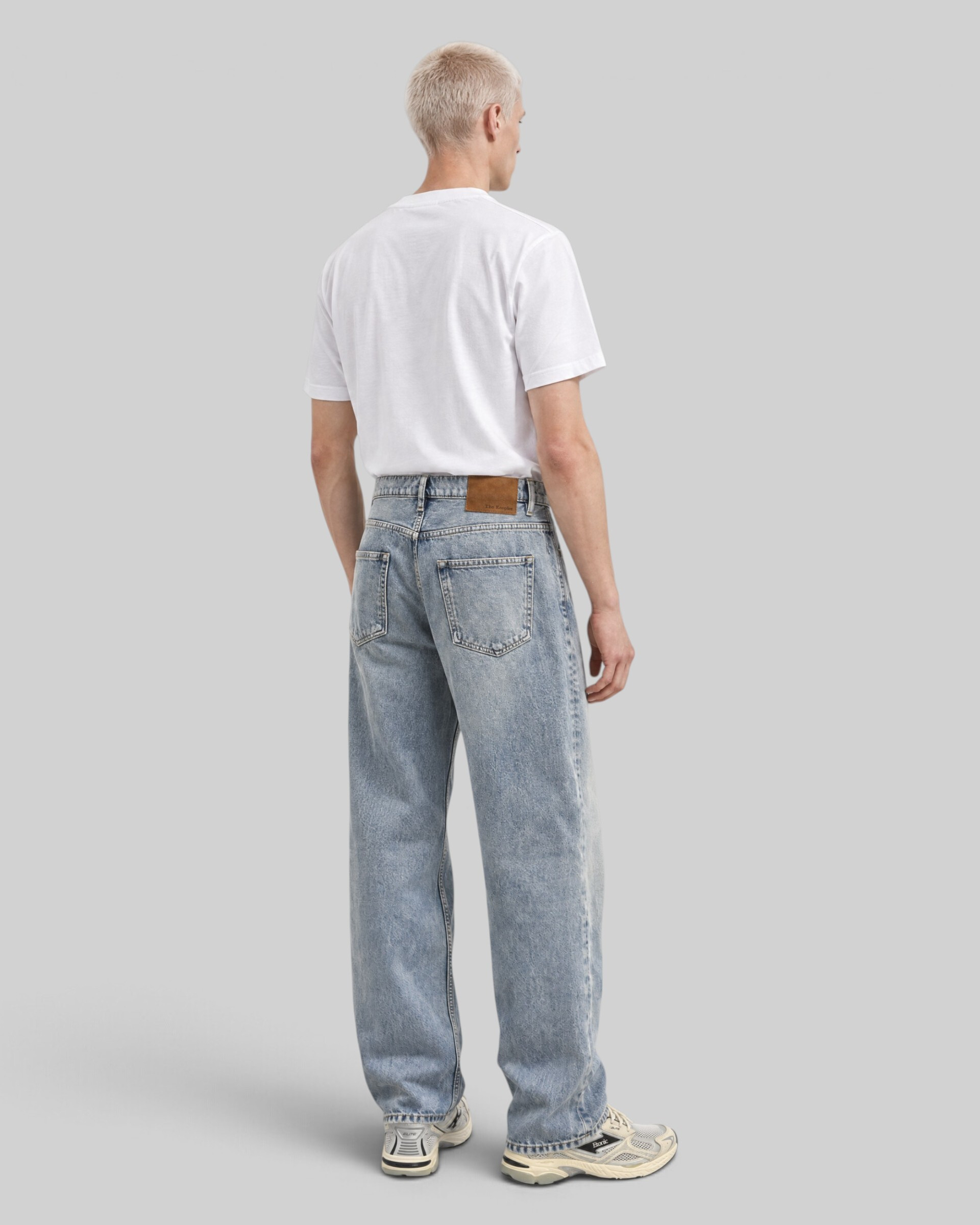 Light blue relaxed-fit jeans