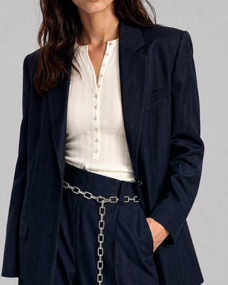 Loose-fitting wool blazer with a fine navy stripe pattern