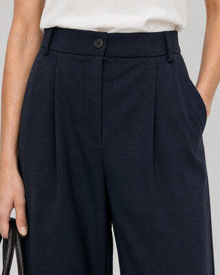 Wide-leg tailored pants in navy wool blend
