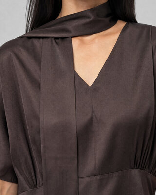 Top with a brown satin cravat