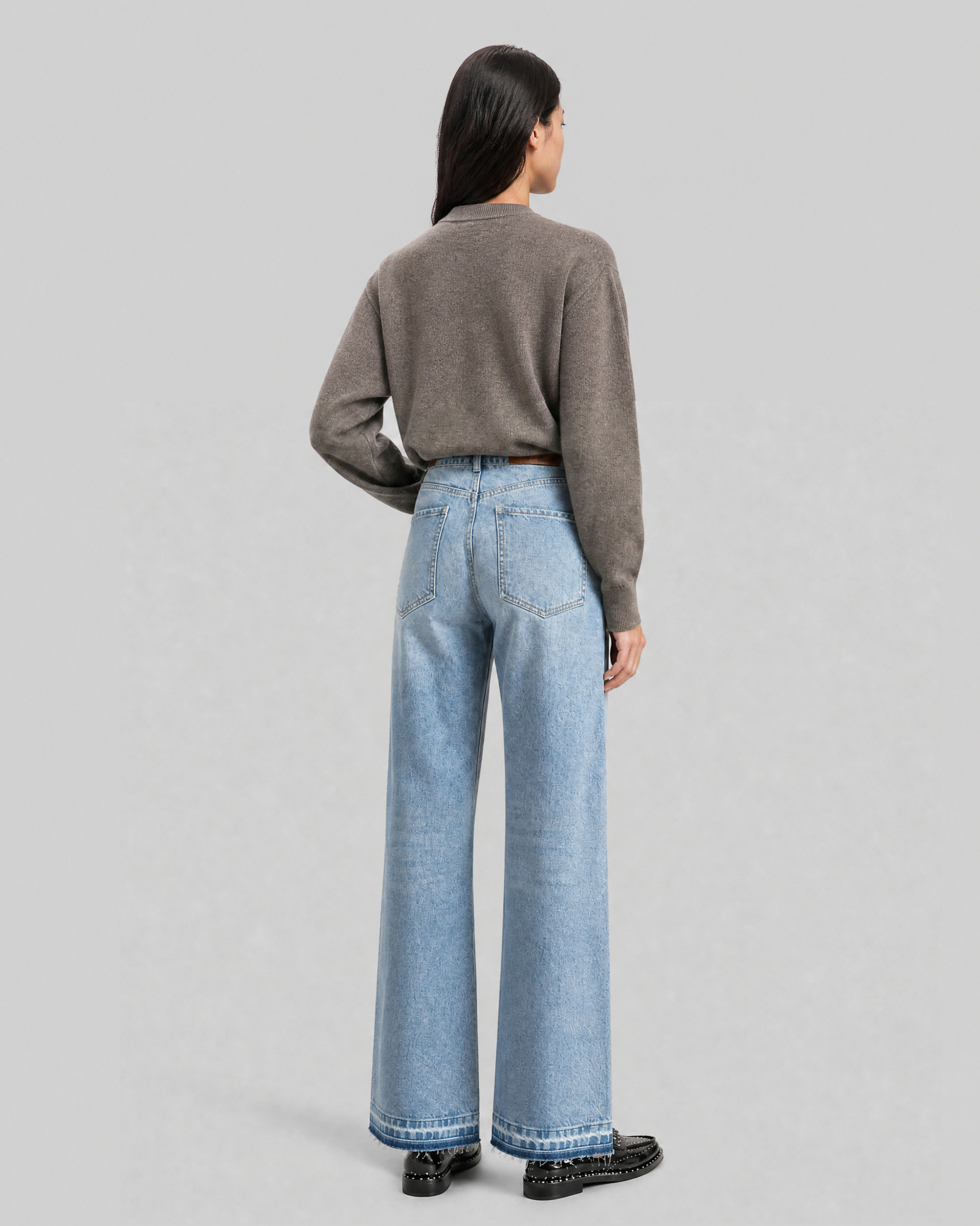 Brown wool and cashmere sweater