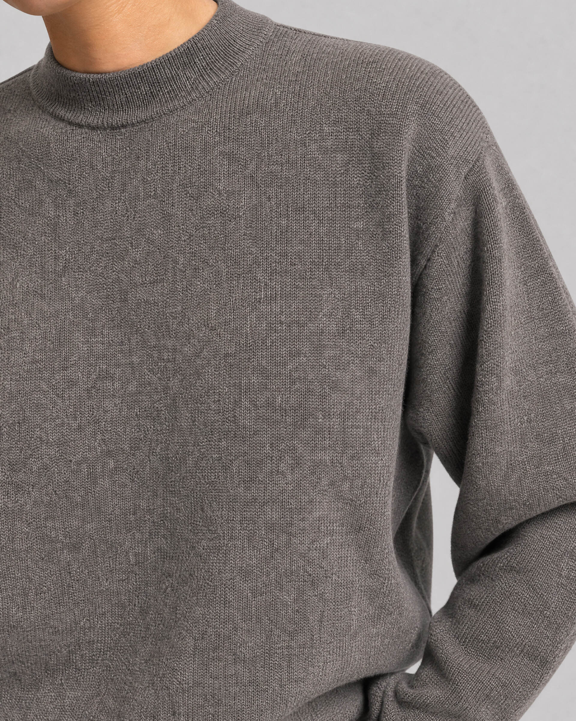 Brown wool and cashmere sweater
