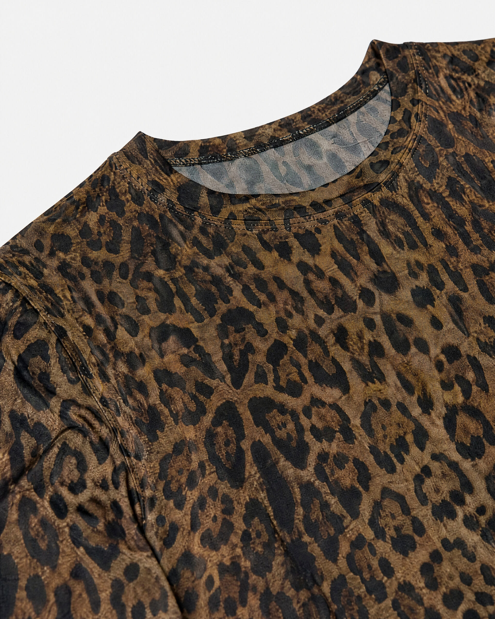 Leopard-print T-shirt