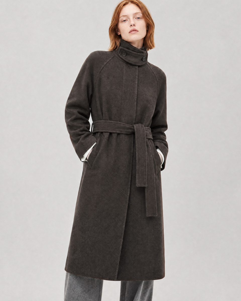 Brown wool-blend coat with a stand-up collar