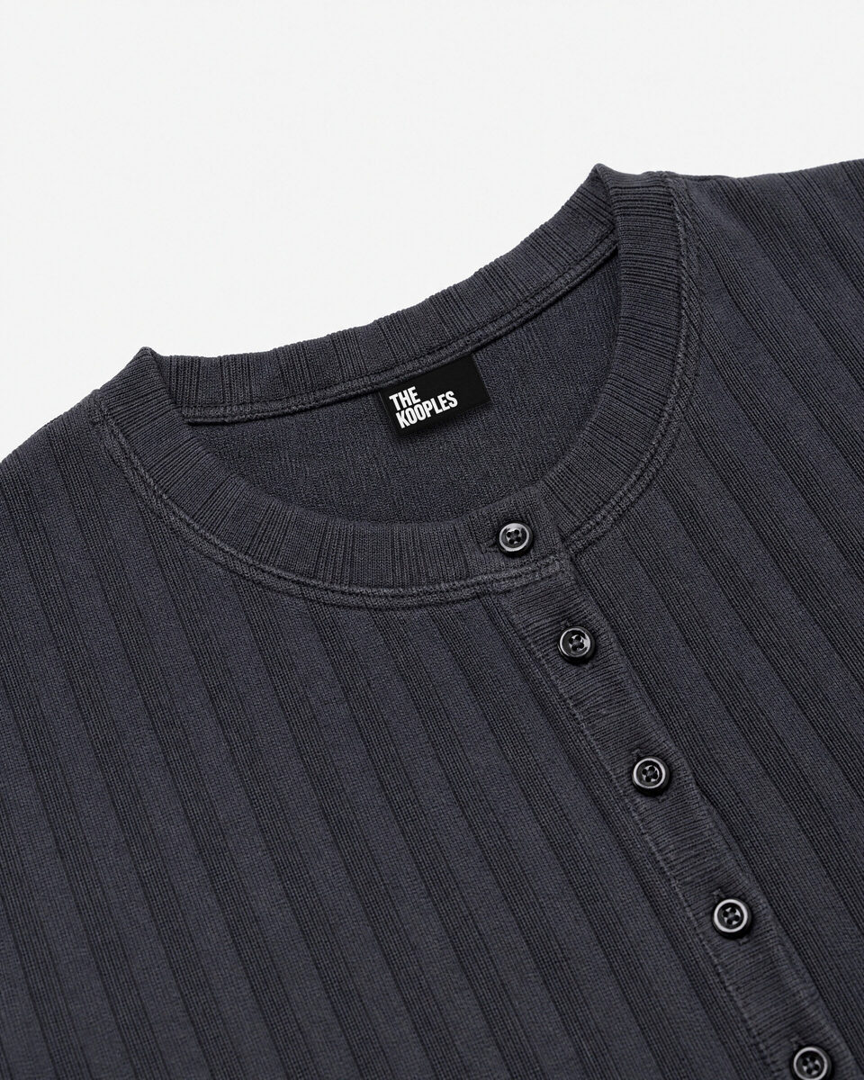Black Long-Sleeve Cotton Top