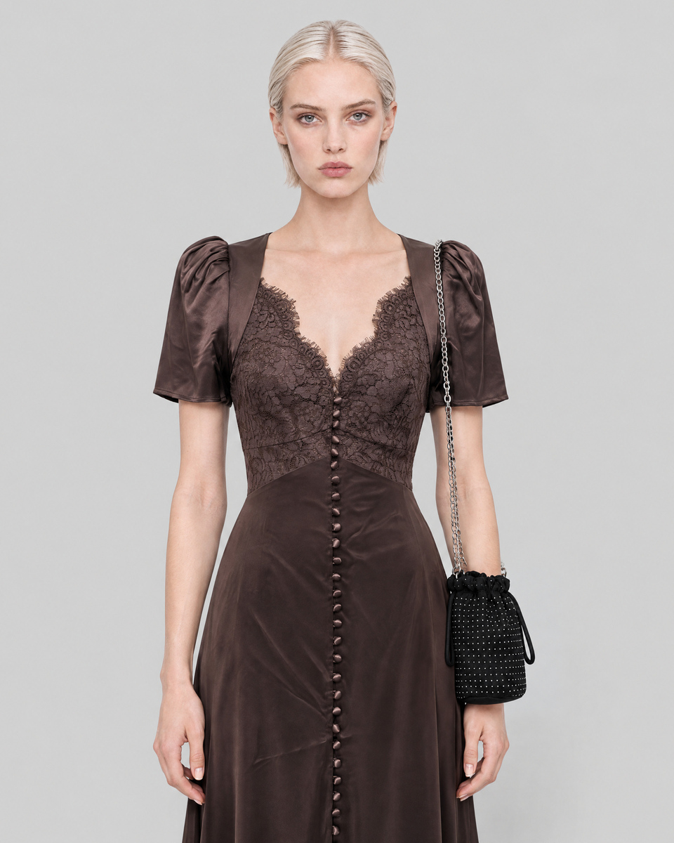 Long dress with brown lace