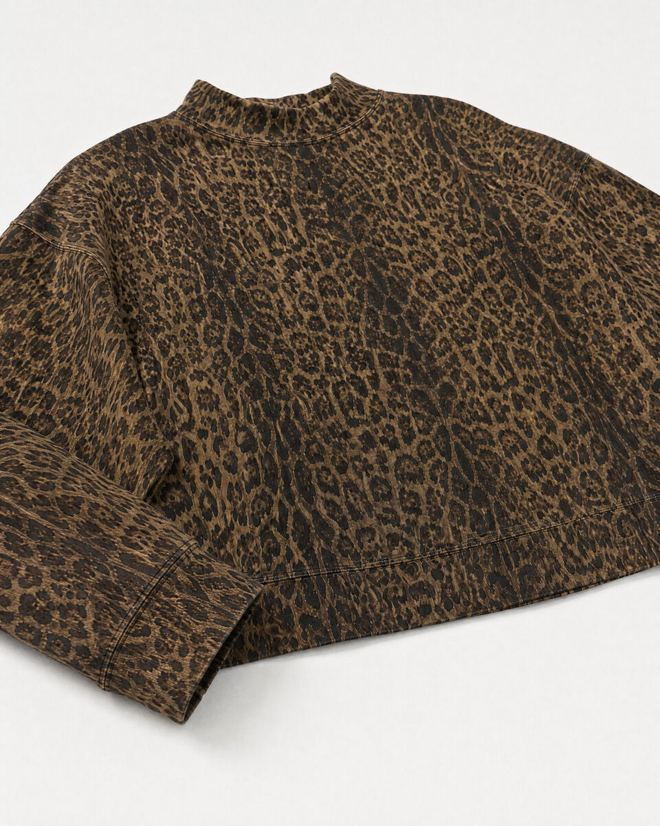 Leopard-print sweatshirt