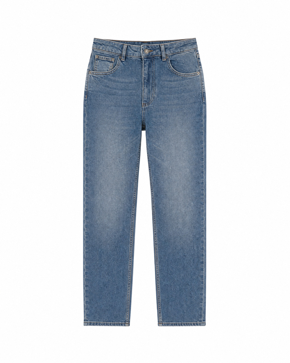 Blue slim-fit jeans