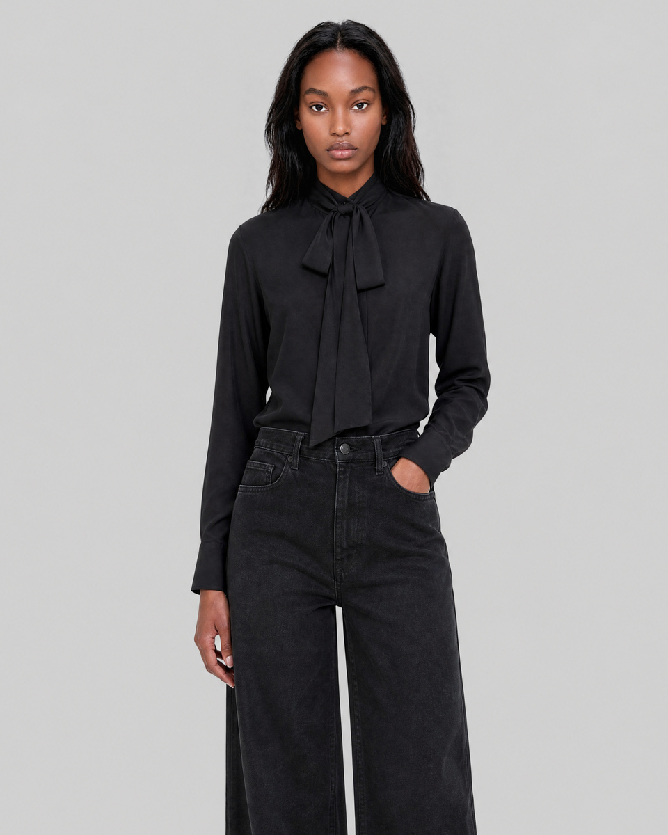 Shirt with a black cravat