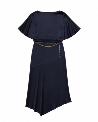 Long satin dress with a navy gold chain