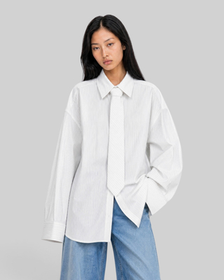 Striped cotton shirt with a white tie