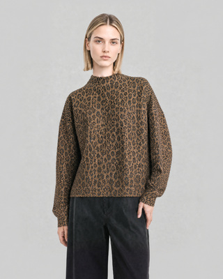 Leopard-print sweatshirt