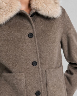 Blended wool coat with a beige faux fur collar